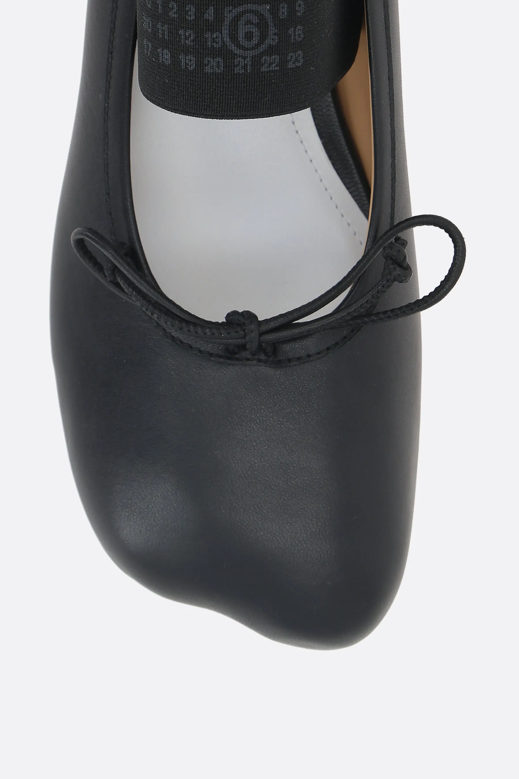 Anatomic ballerinas in nappa