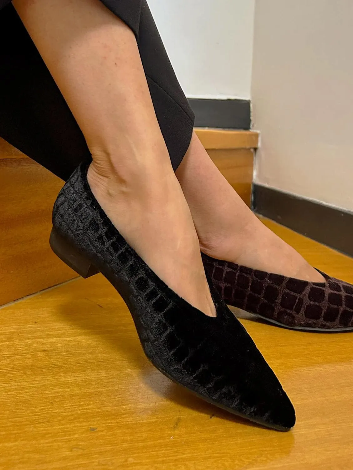 Coco V.2 Velvet Vegan Pointed Ballerinas | Graphite