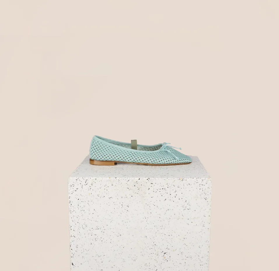 Como Strap - Perforated Turquoise