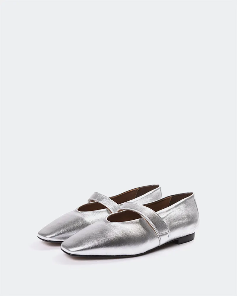 Flordeliz Silver Metal