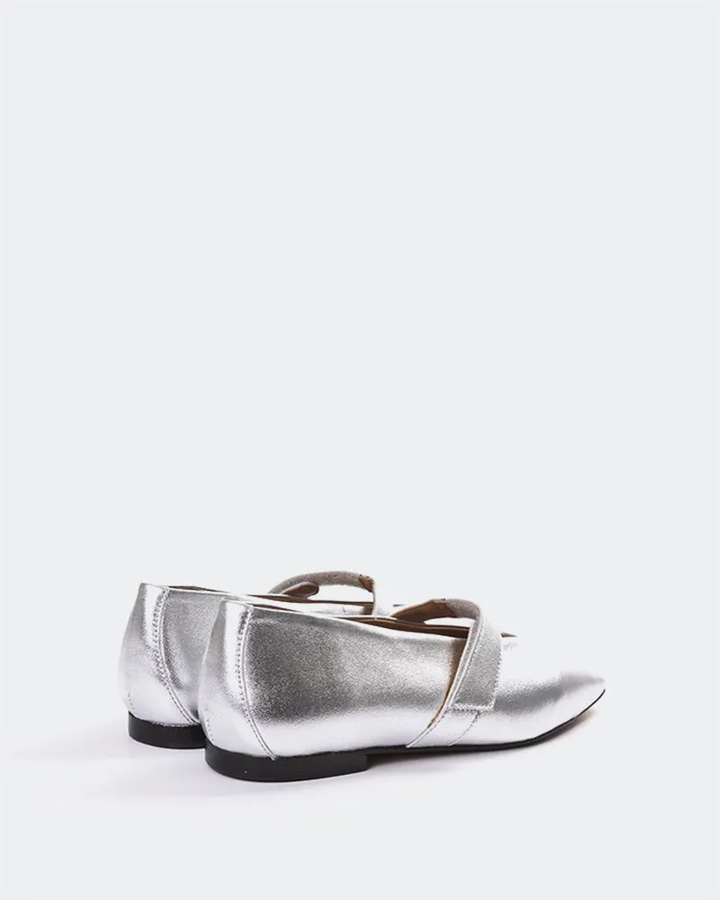 Flordeliz Silver Metal