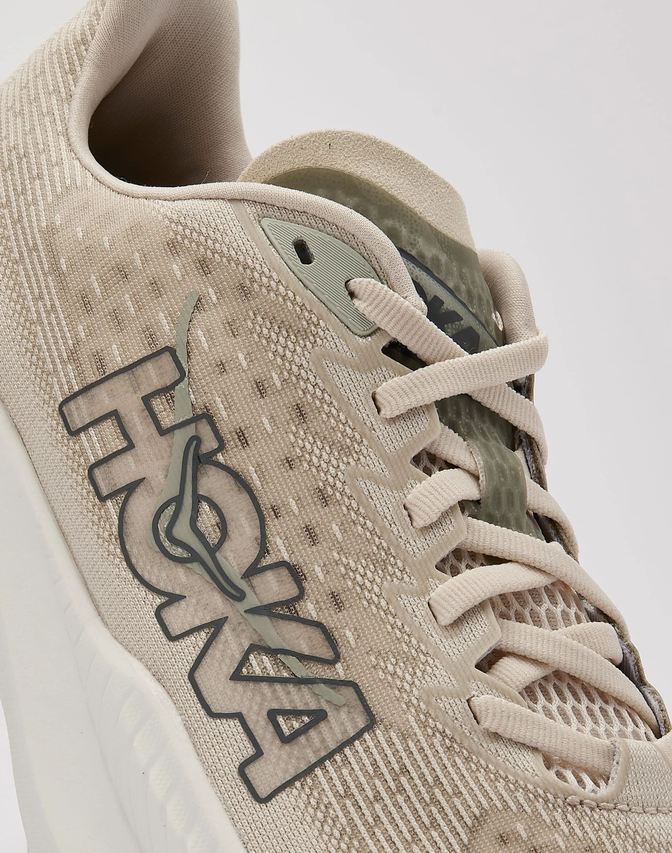HOKA Mach 6