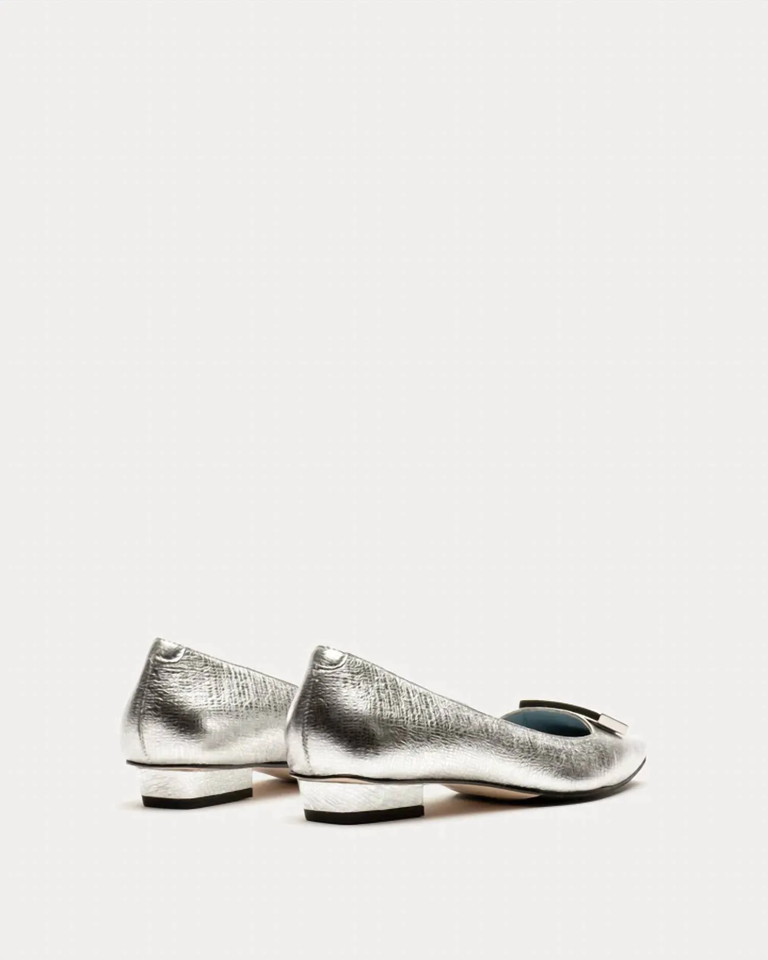 Midge Flat Crinkled Leather Silver