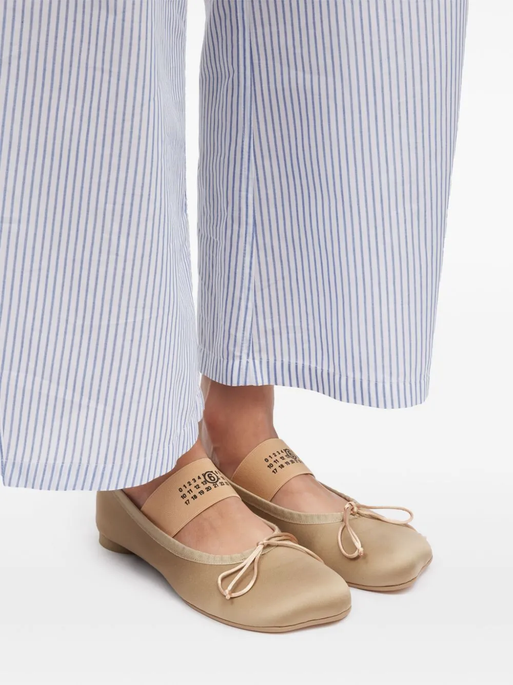 Mm6 Maison Margiela Women's Flat Shoes Powder