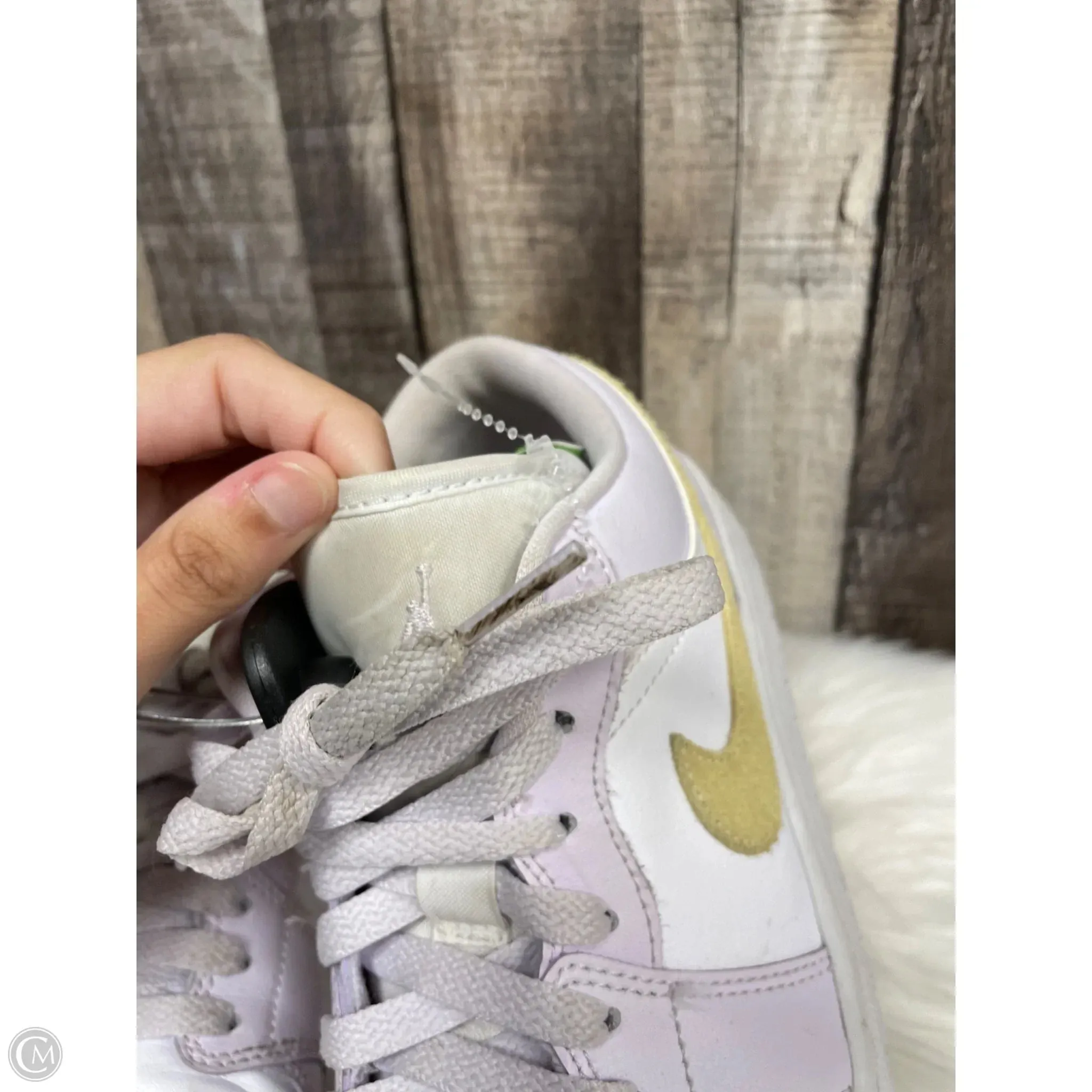 Shoes Athletic By Nike In Multi-colored, Size: 9