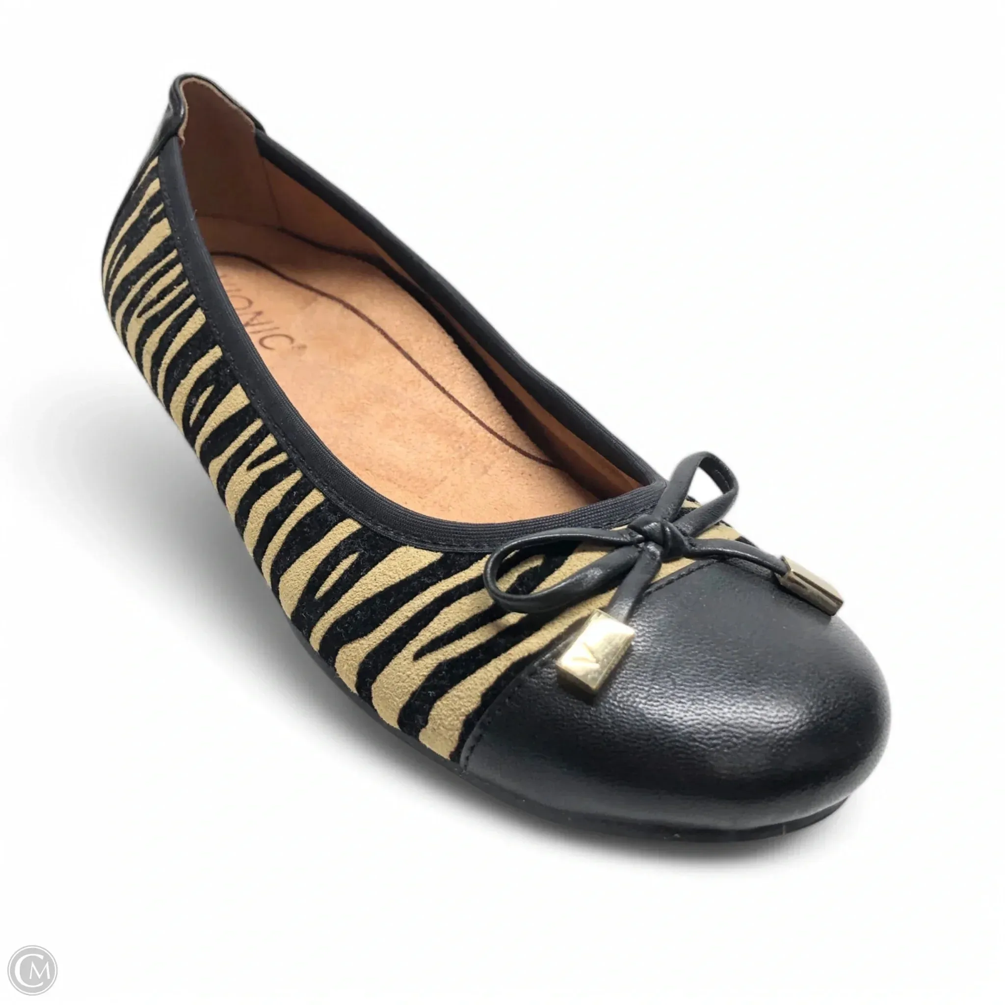 Shoes Flats By Vionic In Animal Print, Size: 6