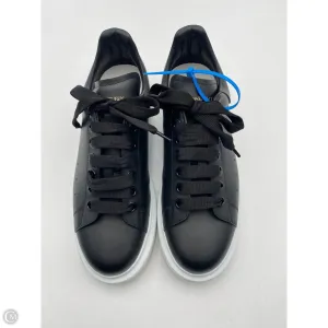 Shoes Luxury Designer By Alexander Mcqueen In Black & White, Size: 11
