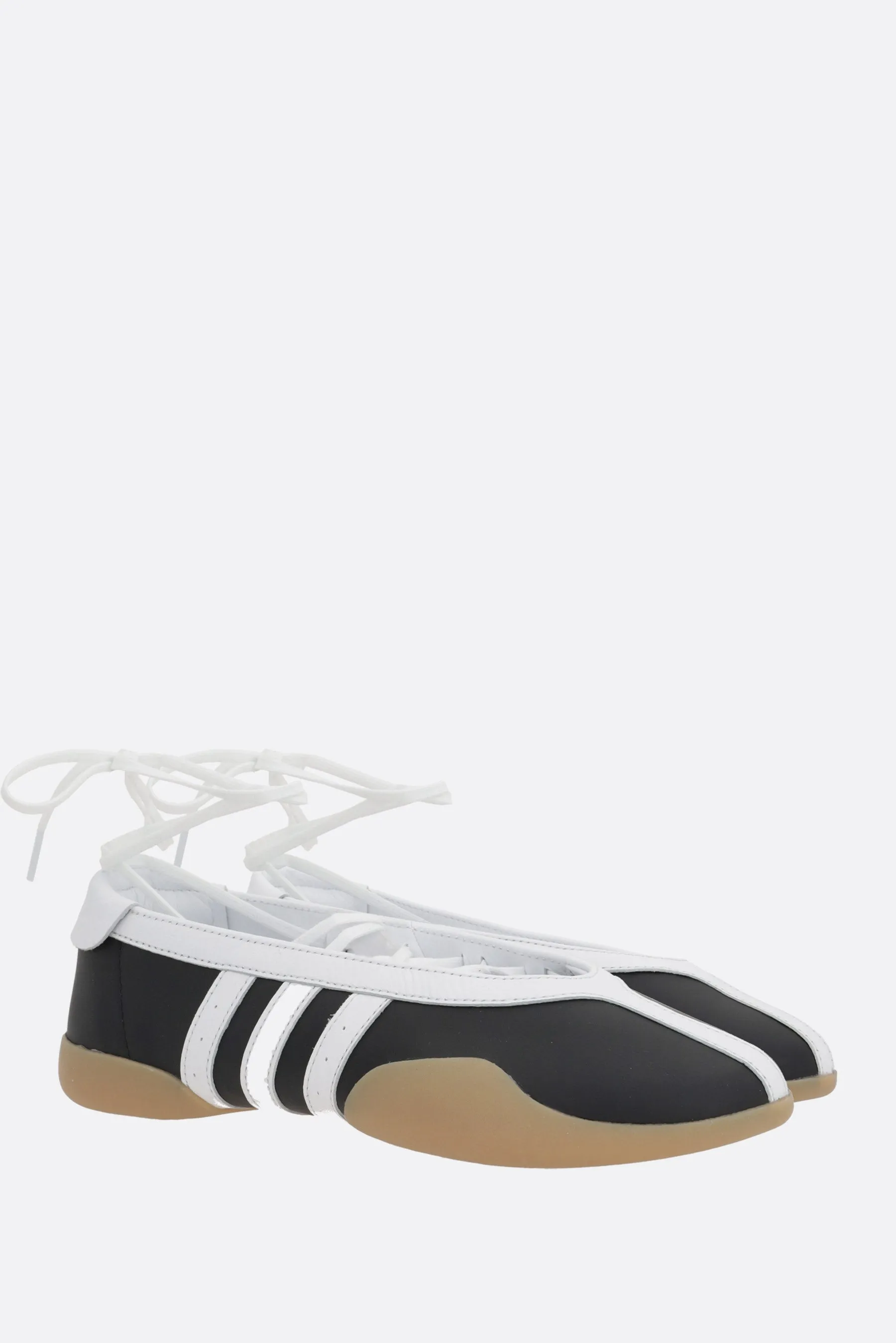 Taekwondo Mei ballerinas in smooth leather