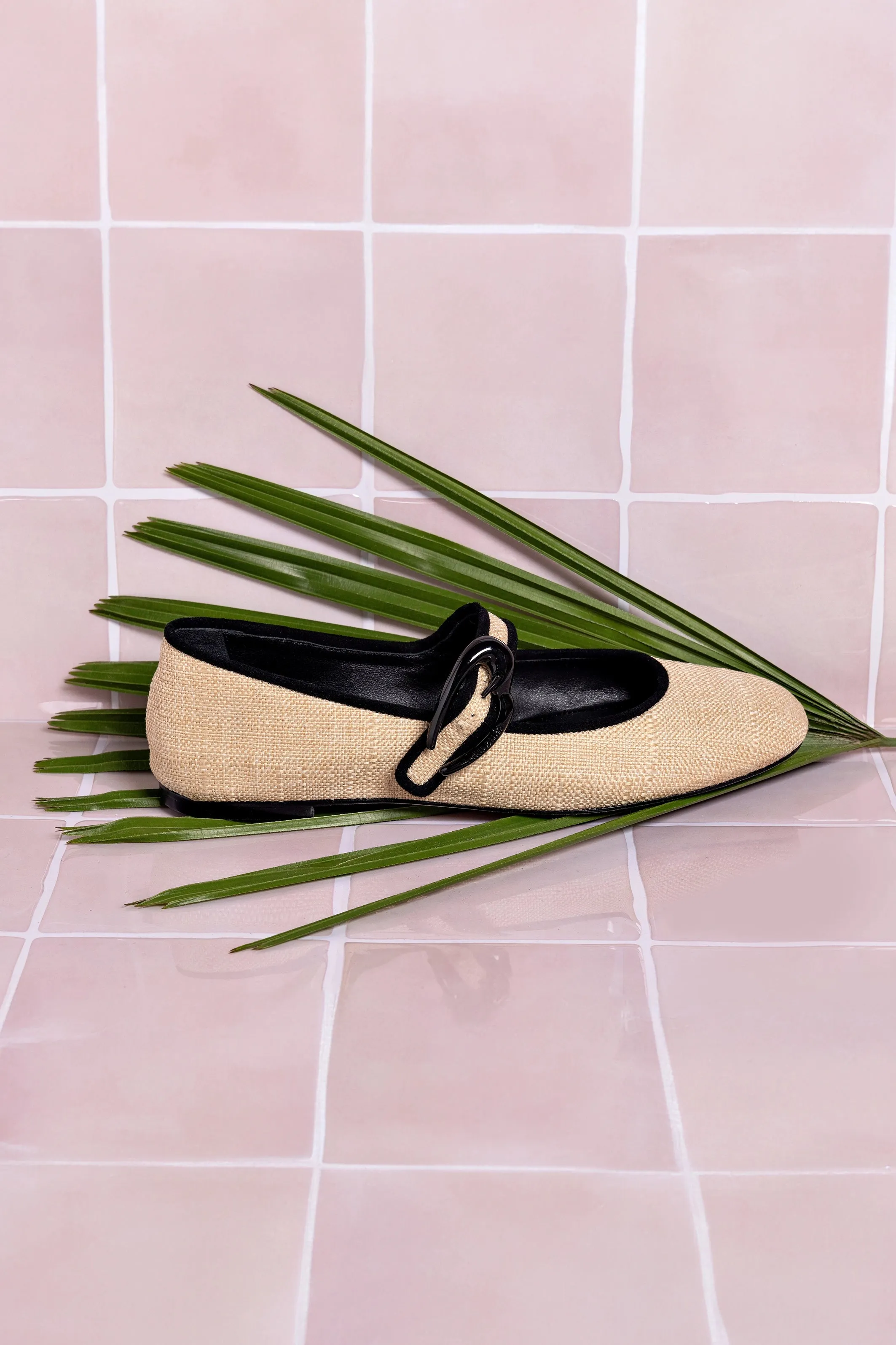 Verona Ballet Flat In Beige Raffia and Black Trimming